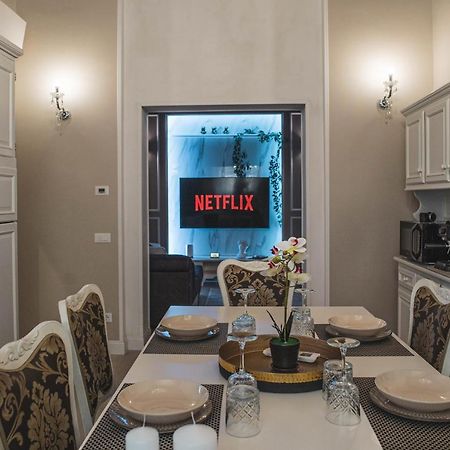 Belvedere Luxury Apartment, View On The Lucca Walls Dış mekan fotoğraf